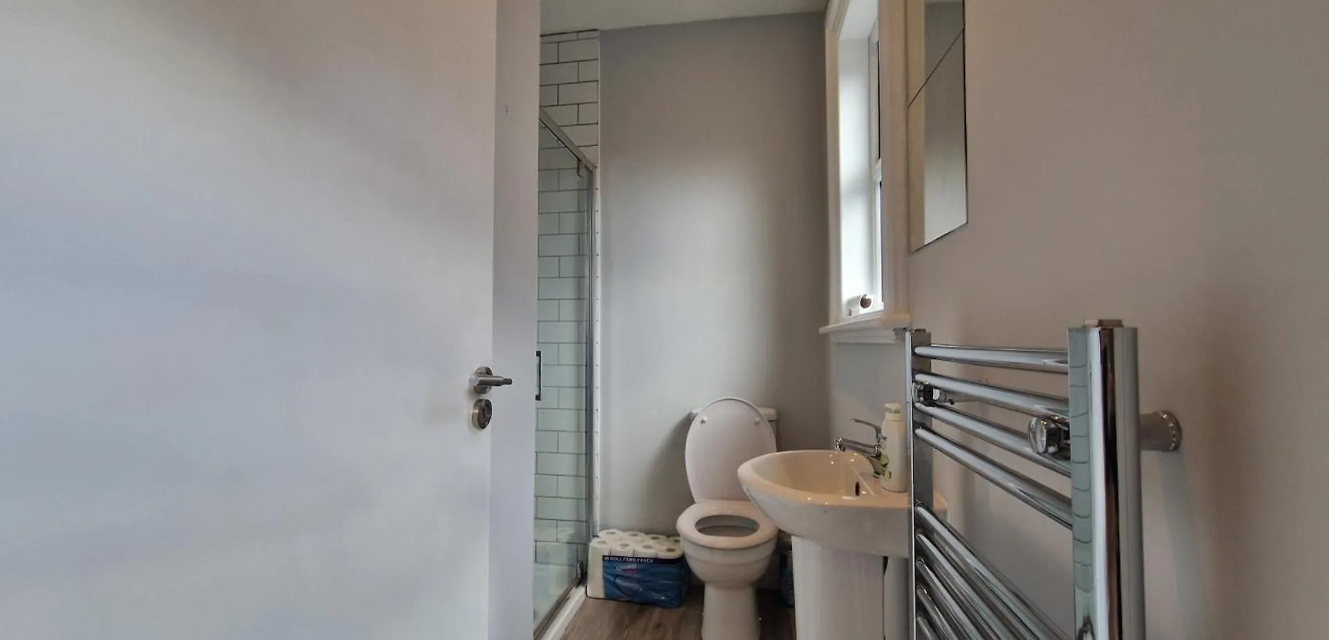 아파트 New Updated 2Bd In Prime Central Spot At Docklands 더블린