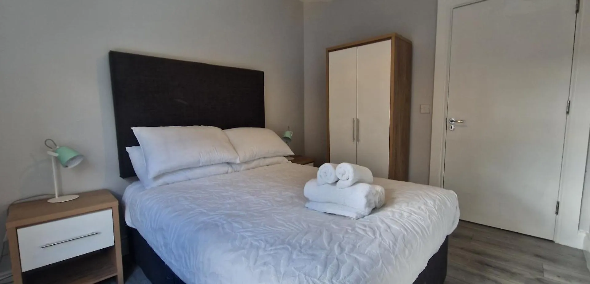 شقة New Updated 2Bd In Prime Central Spot At Docklands دبلن